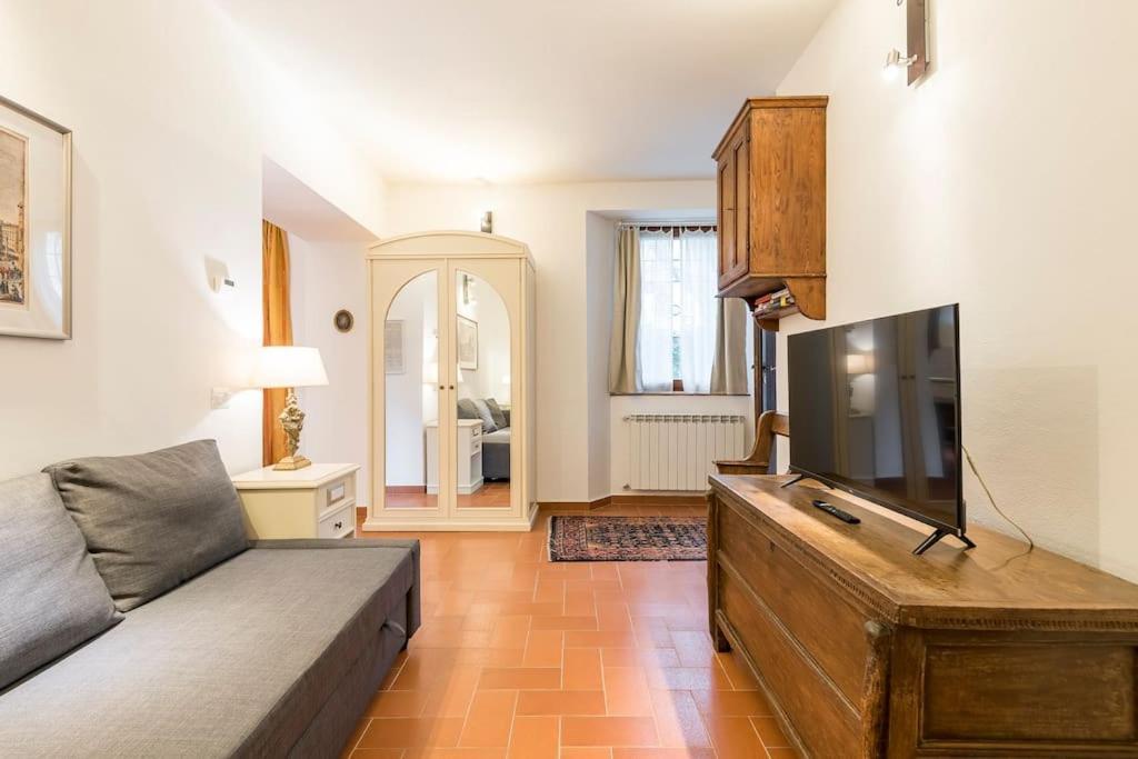 Dalu Davide - Private Car Park 15 Minutes To The Center Apartamento